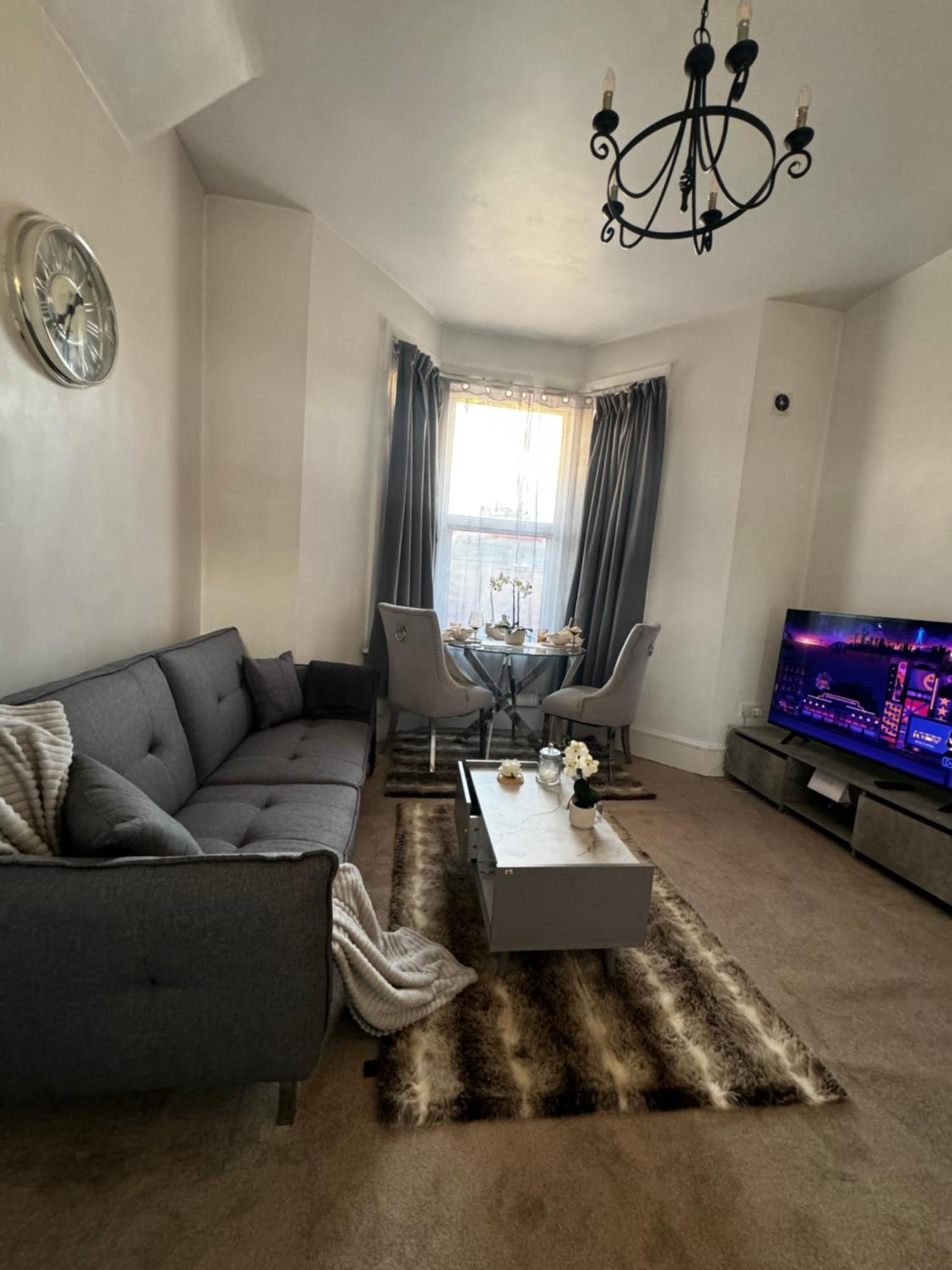 Ferienwohnung Entire 1Bed Stratford Westfield London Exterior foto